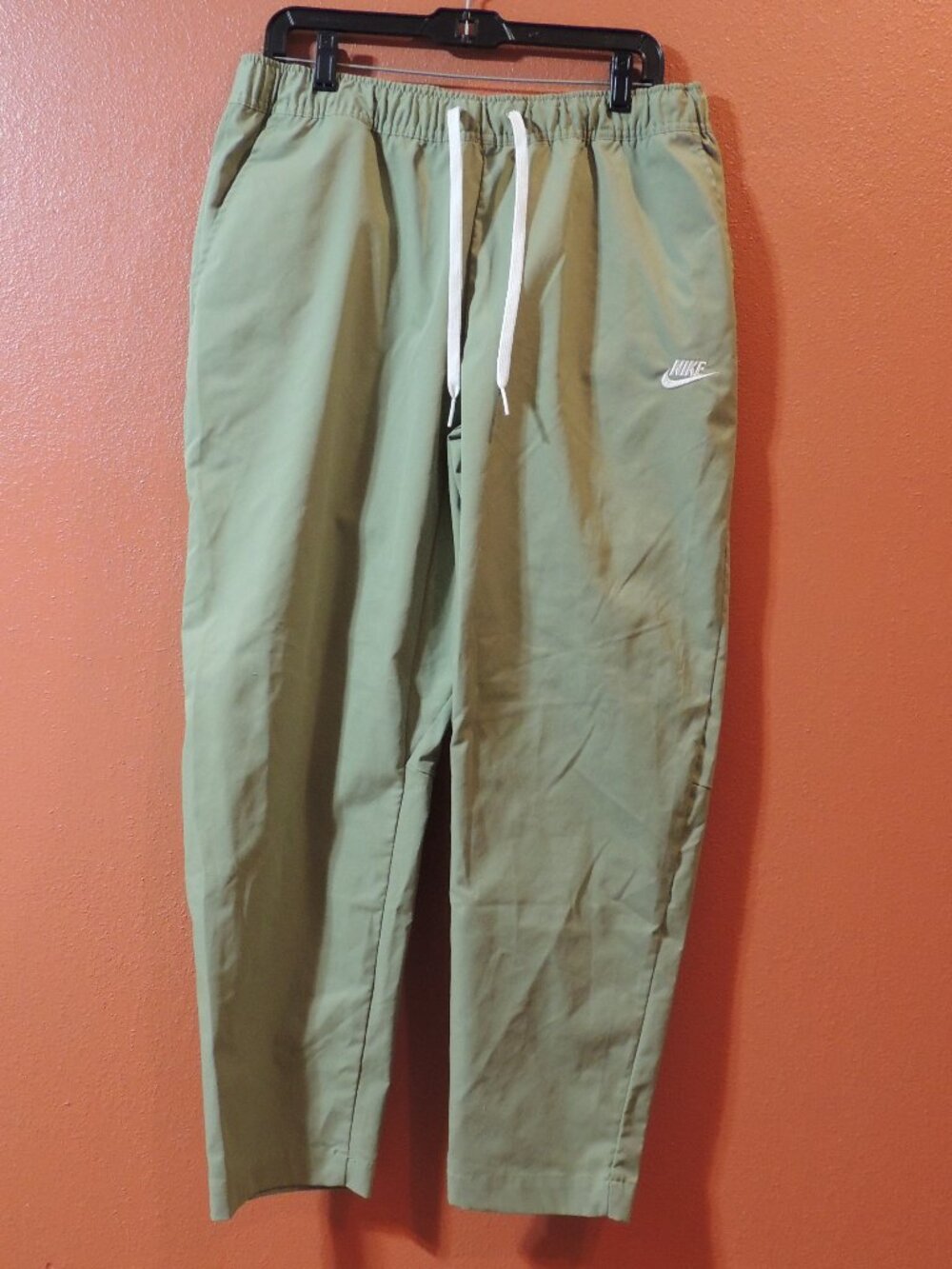 Nike Jogger Pants Men XL Green White Tag Walking Fitness Gym Outdoor Pants